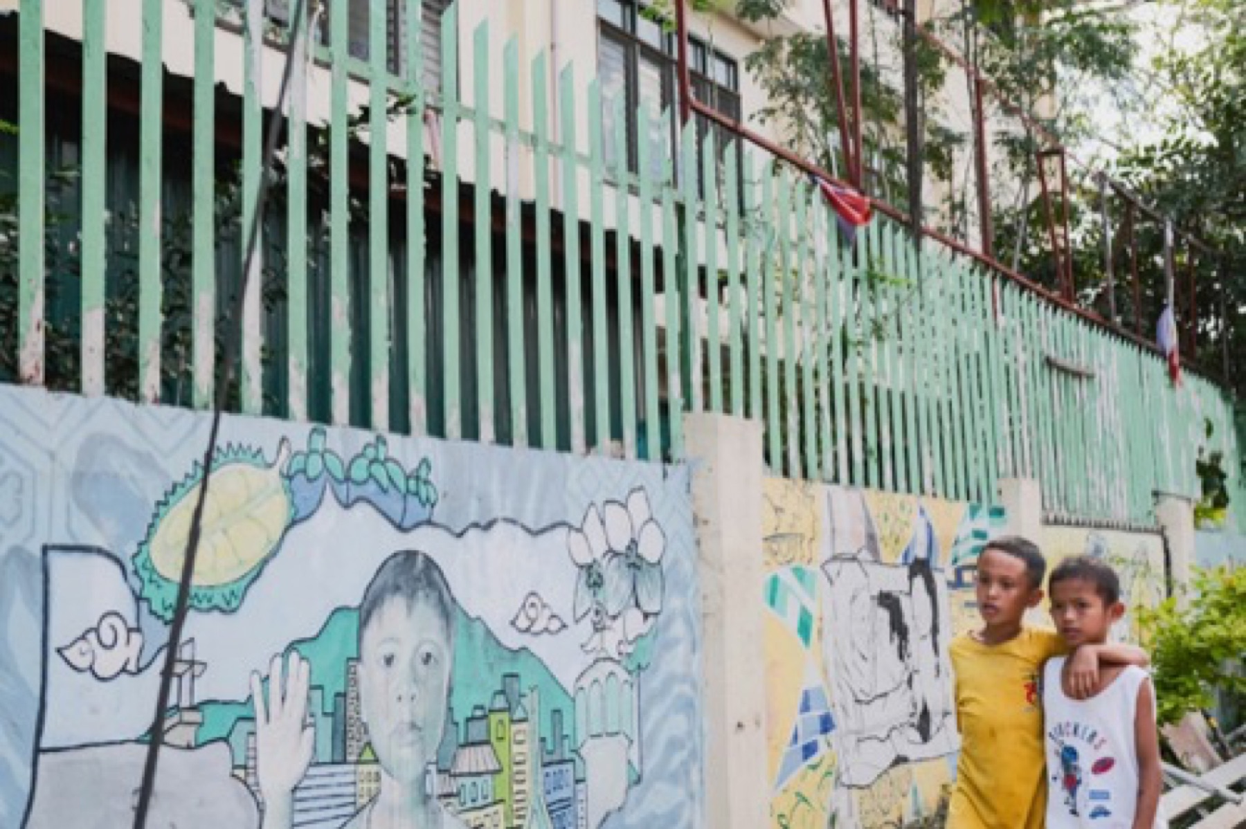 Young people learning together through a community art project